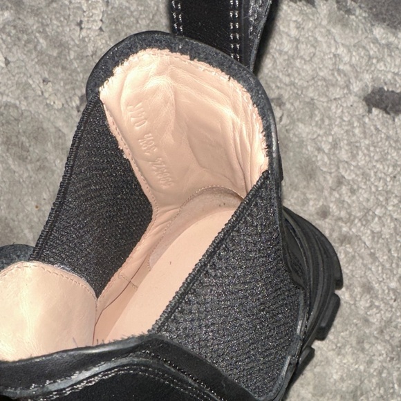 Gucci Black Leather Ankle Boots - Picture 14 of 14